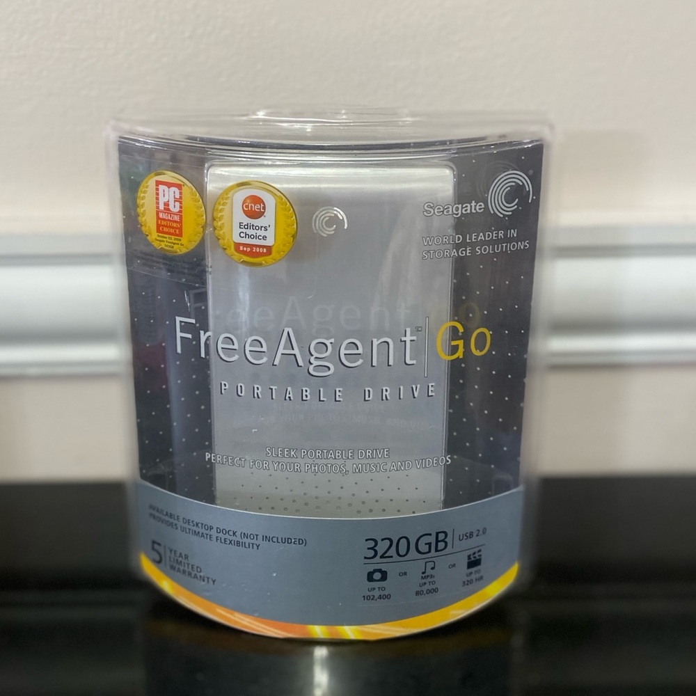 Seagate Free Agent GO 320GB Portable Drive